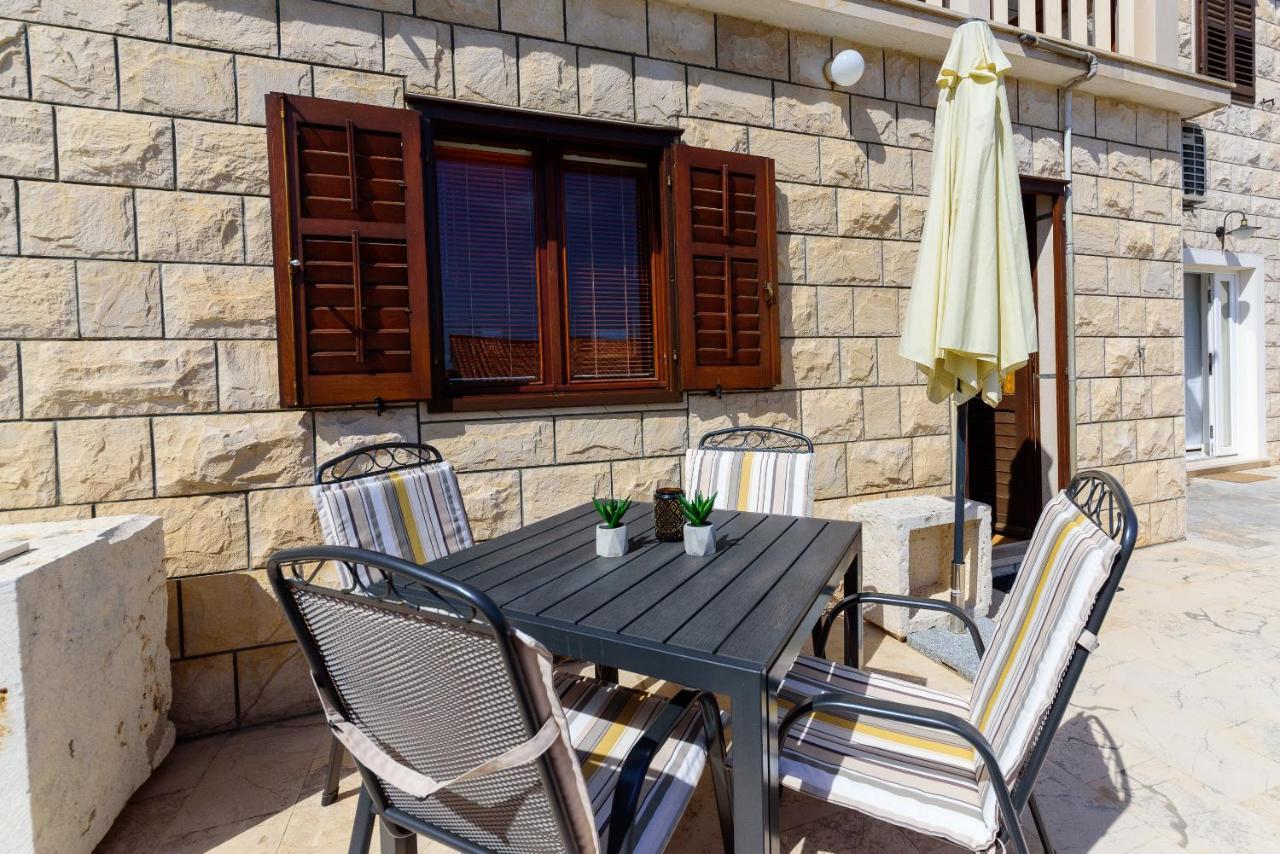 Apartmani Bokin Bol Esterno foto