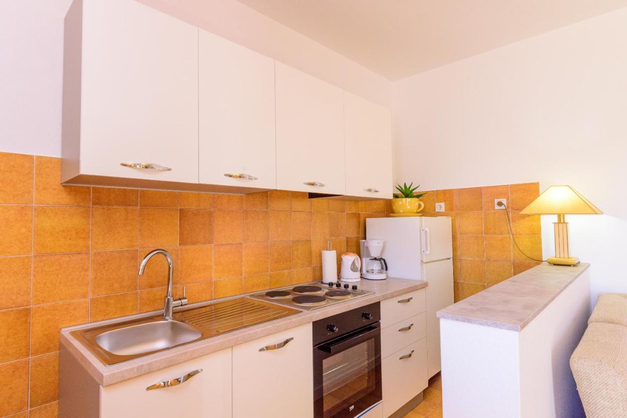 Apartmani Bokin Bol Esterno foto