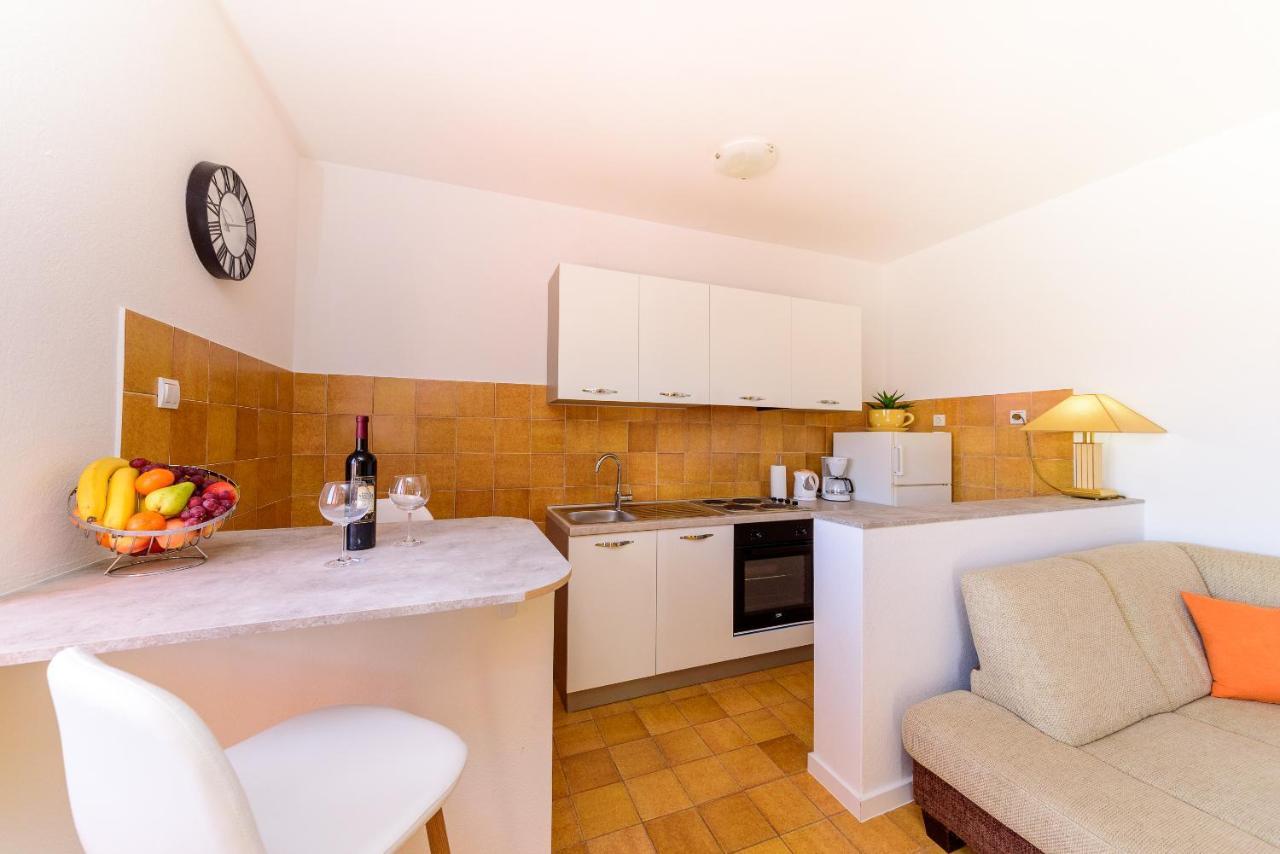 Apartmani Bokin Bol Esterno foto